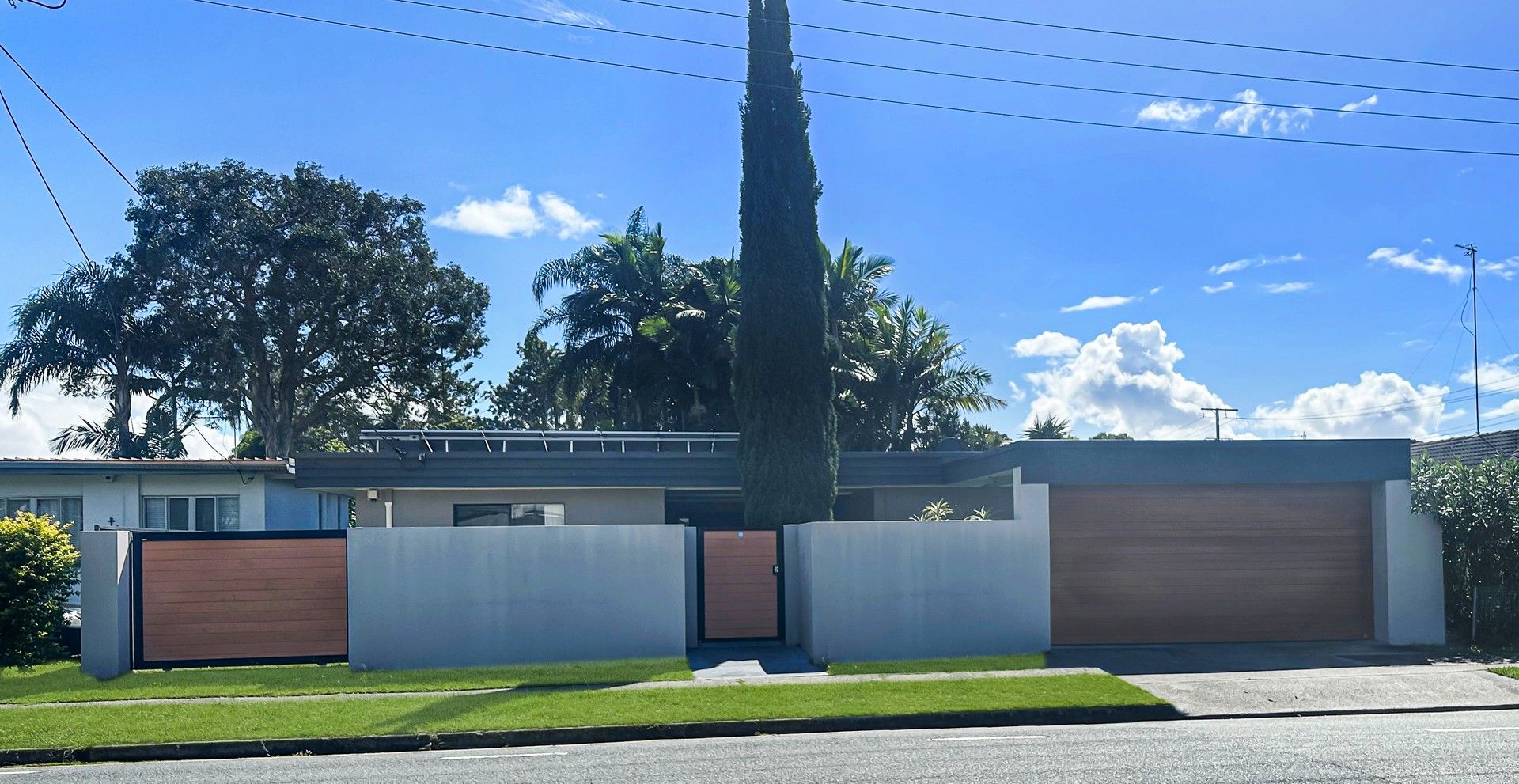 3 bedrooms House in 3 Coombabah Road RUNAWAY BAY QLD, 4216