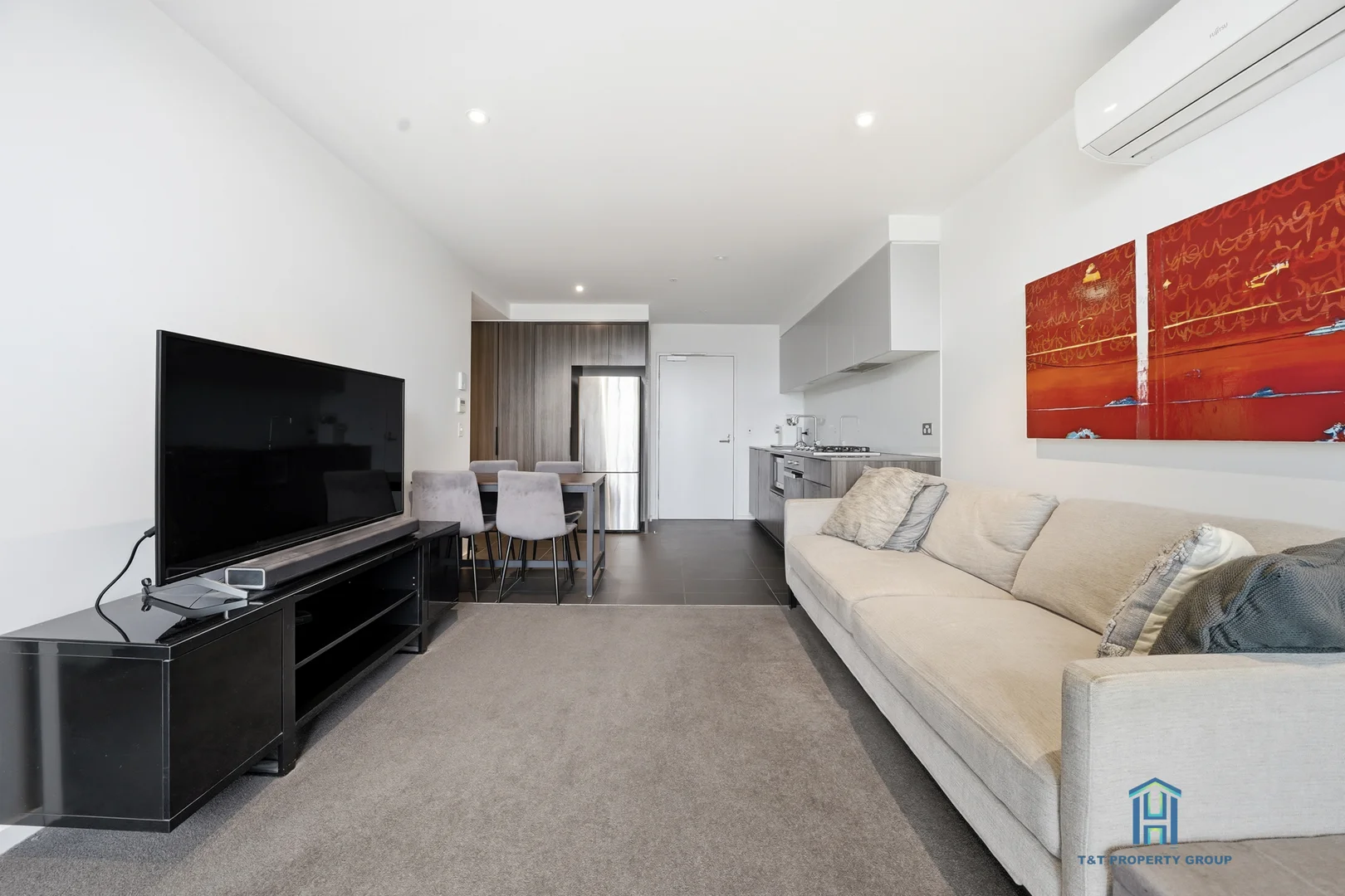 Additional image 2 of 3002E/888 Collins Street, Docklands VIC 3008