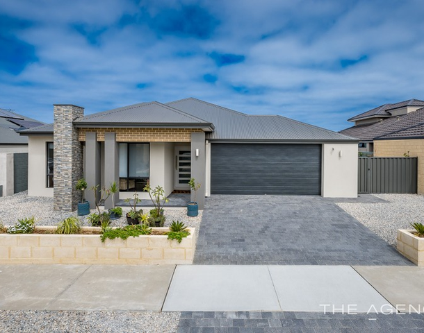 3 Dotterel Green, Jindalee WA 6036