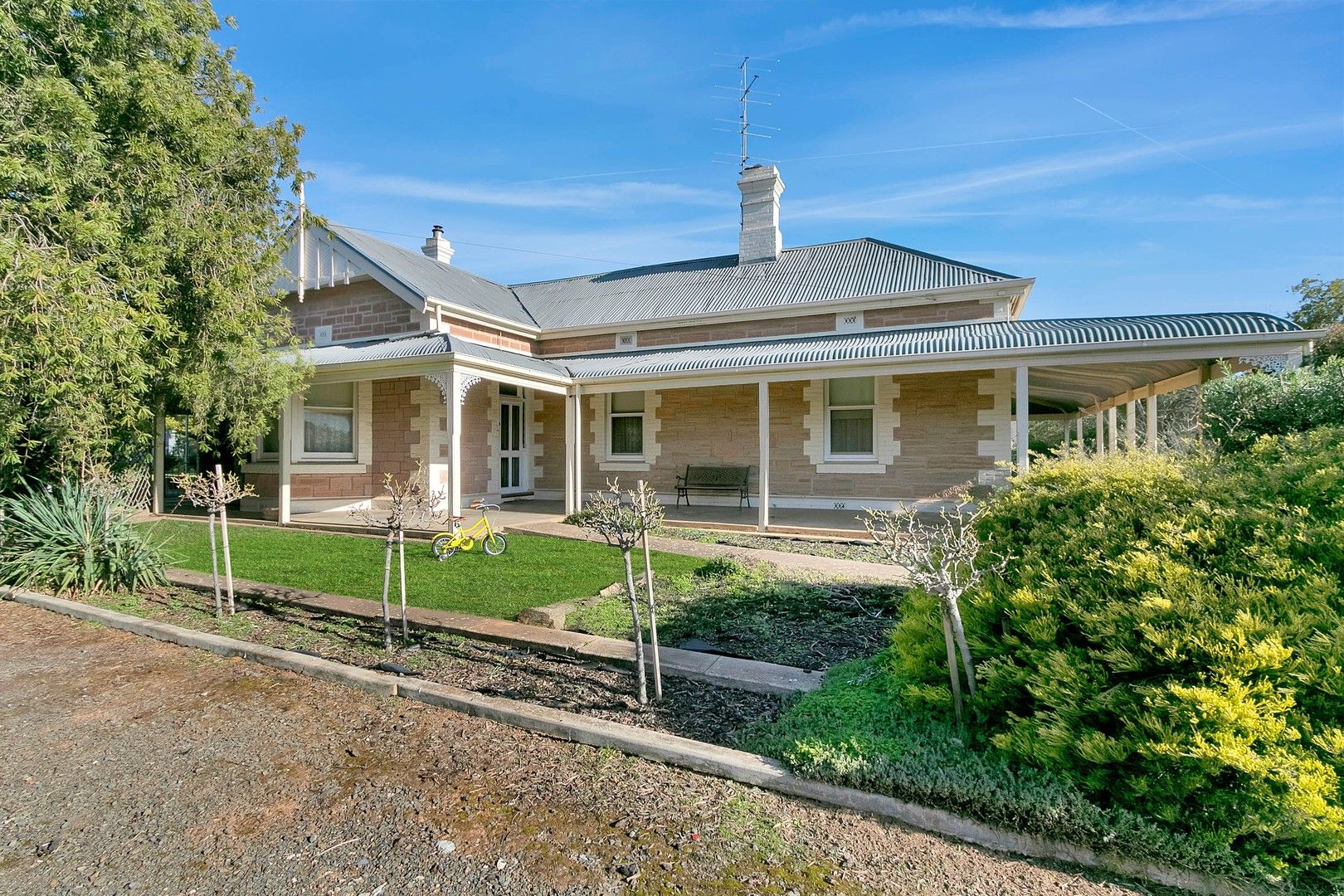 1 Newark Street, Saddleworth SA 5413, Image 2