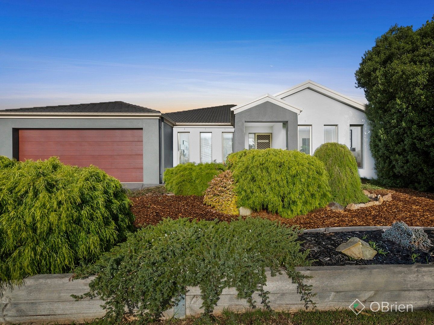 4 bedrooms House in 2 Andrew Court HASTINGS VIC, 3915