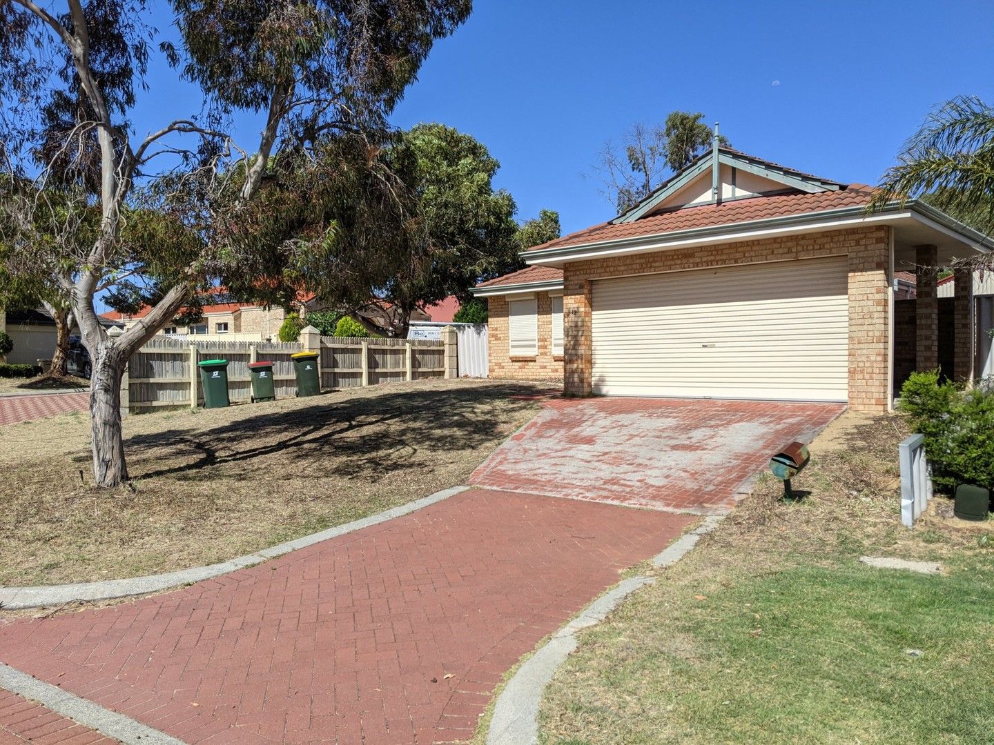 4 bedrooms House in 13 Lively Circle MIRRABOOKA WA, 6061