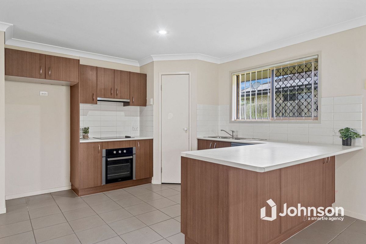 9 Honeyeater Place, Lowood QLD 4311, Image 1