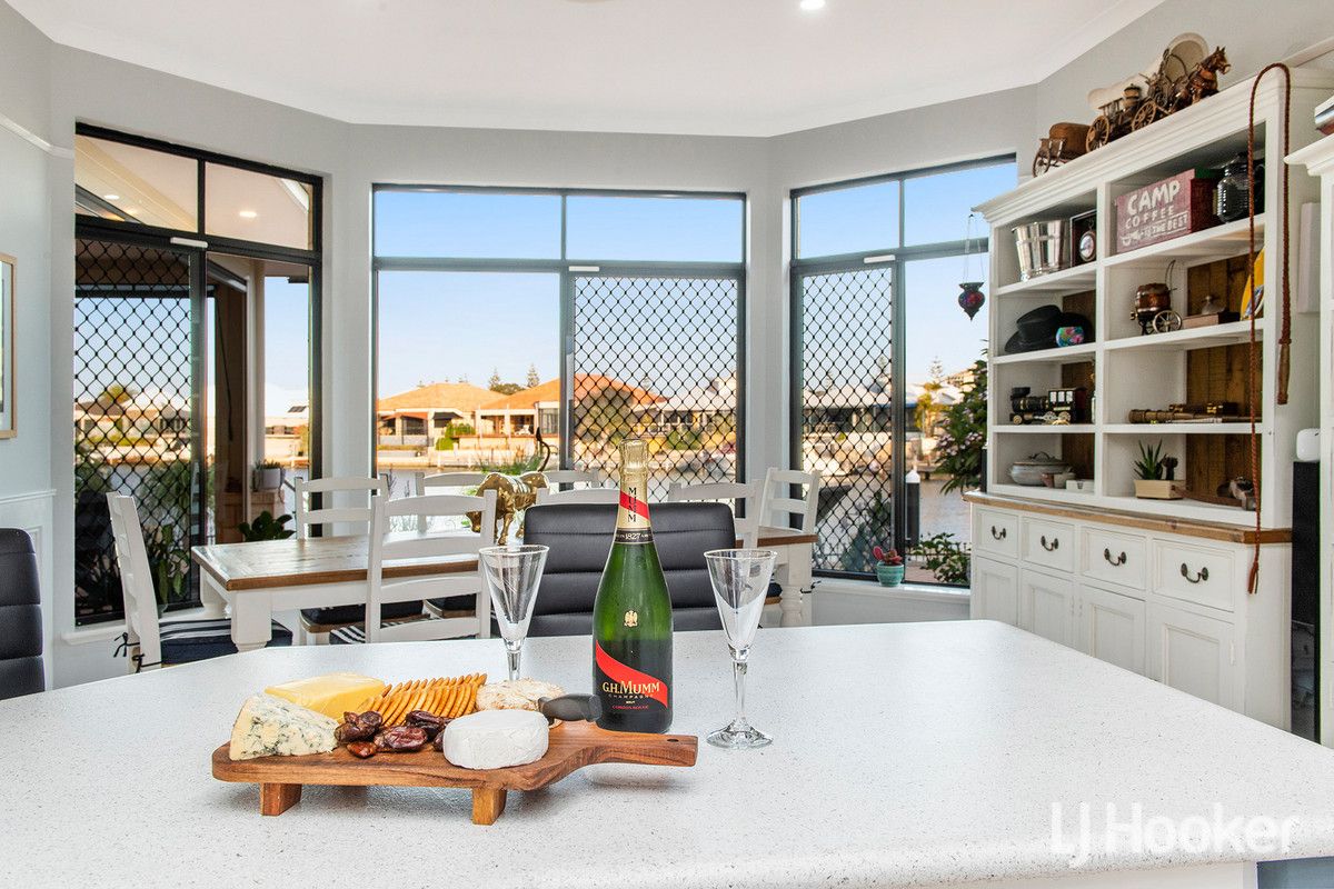 67 Aztec Island Retreat, Halls Head WA 6210 Domain