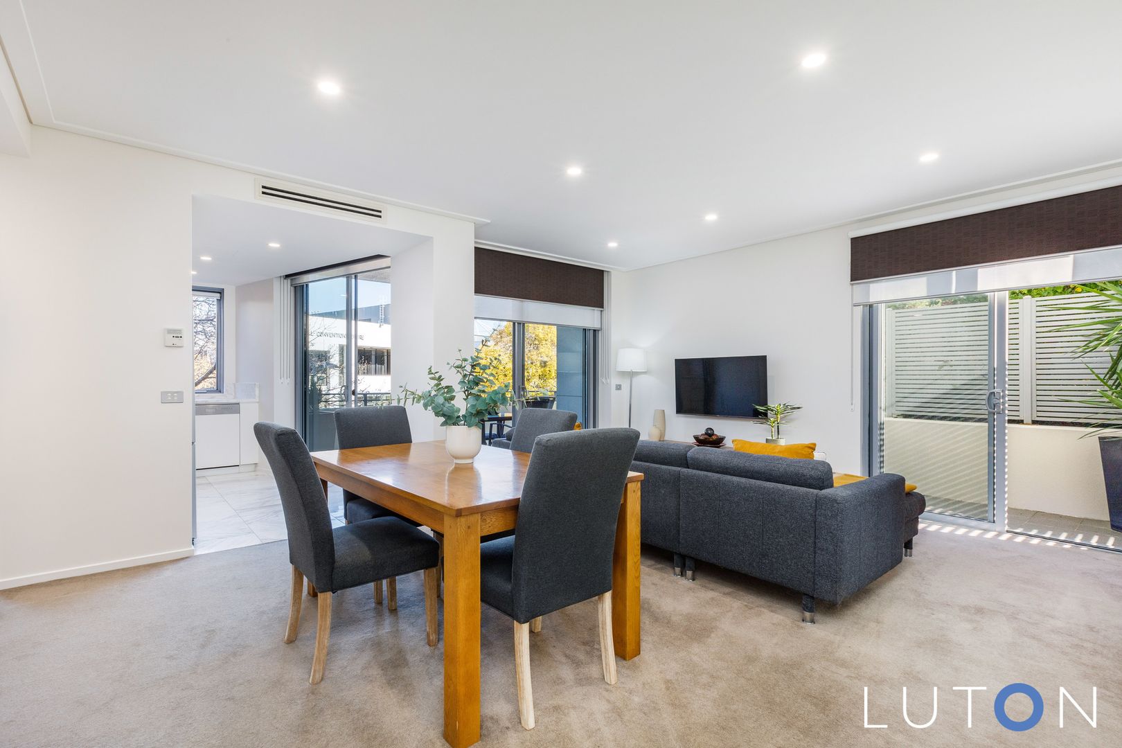 2/15 Coranderrk Street, City ACT 2601, Image 2