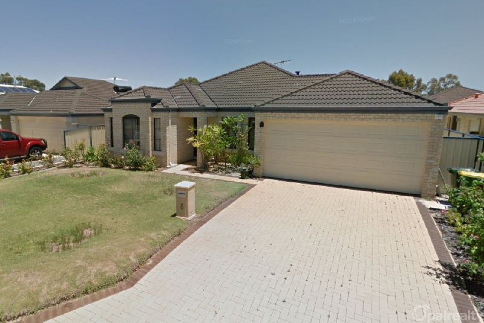 4 bedrooms House in 8 Sorrento Turn SECRET HARBOUR WA, 6173