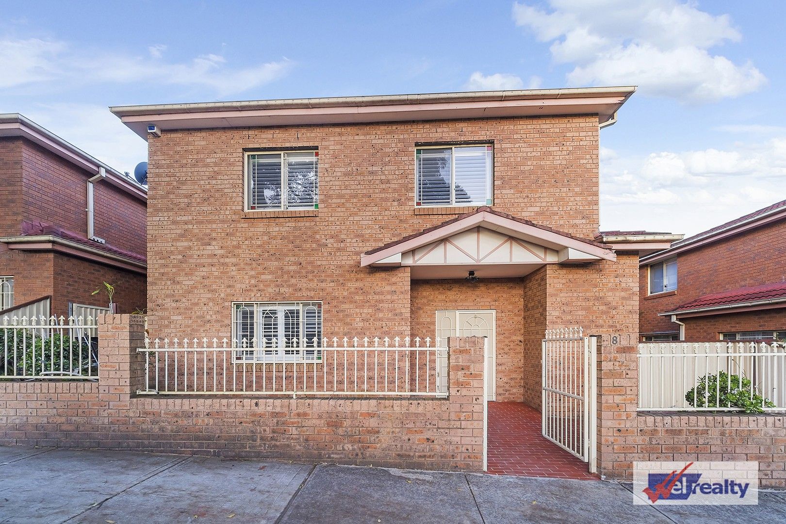 6 bedrooms Townhouse in 8/31 Tangarra Street CROYDON PARK NSW, 2133