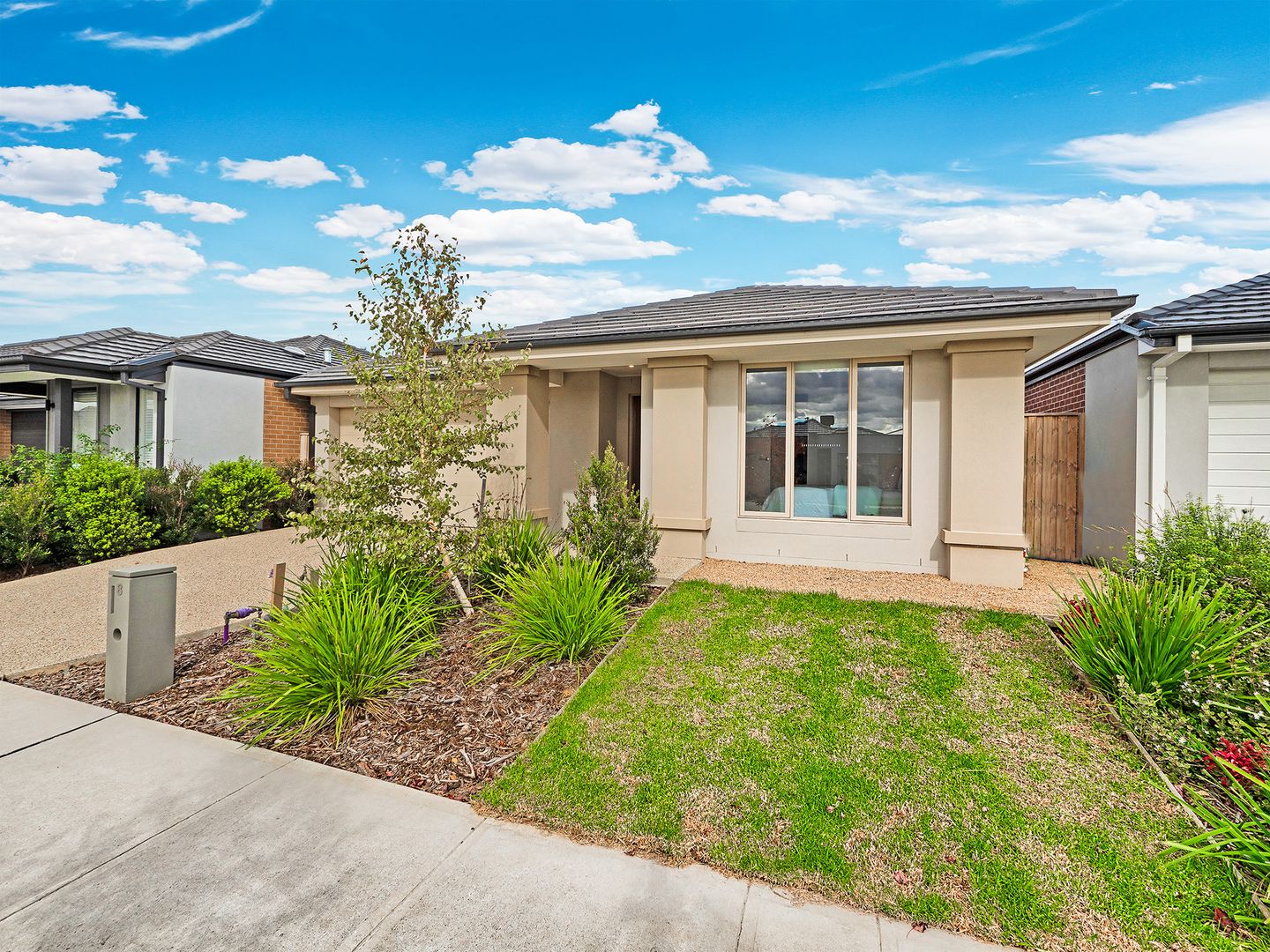 8 Flanker Way, Clyde VIC 3978, Image 1