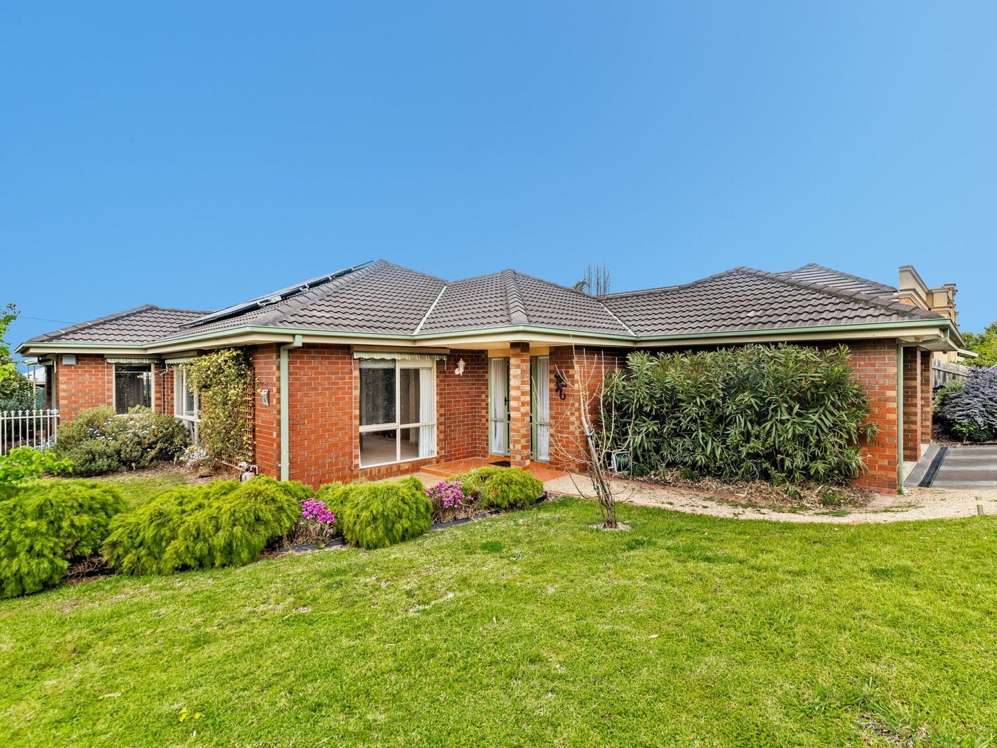 4 bedrooms House in 42 Glengate Street HAMLYN HEIGHTS VIC, 3215