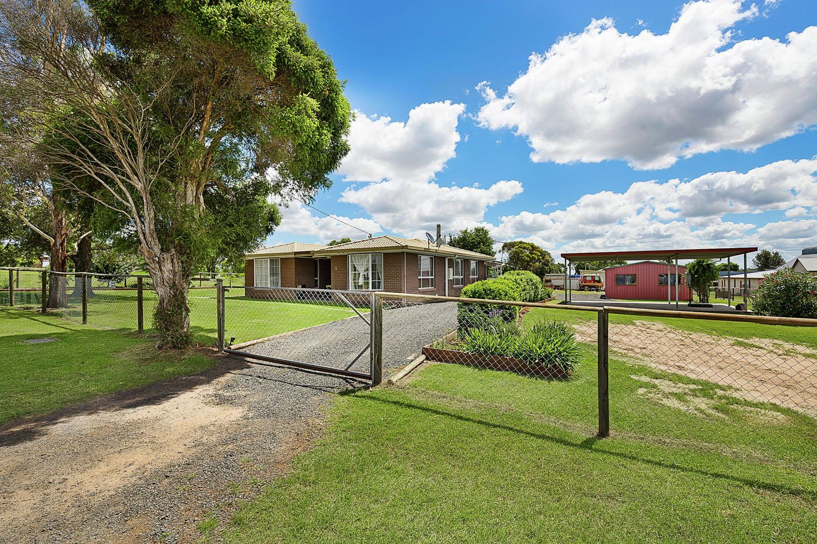 5 Barker Street, Goombungee Property History & Address Research Domain