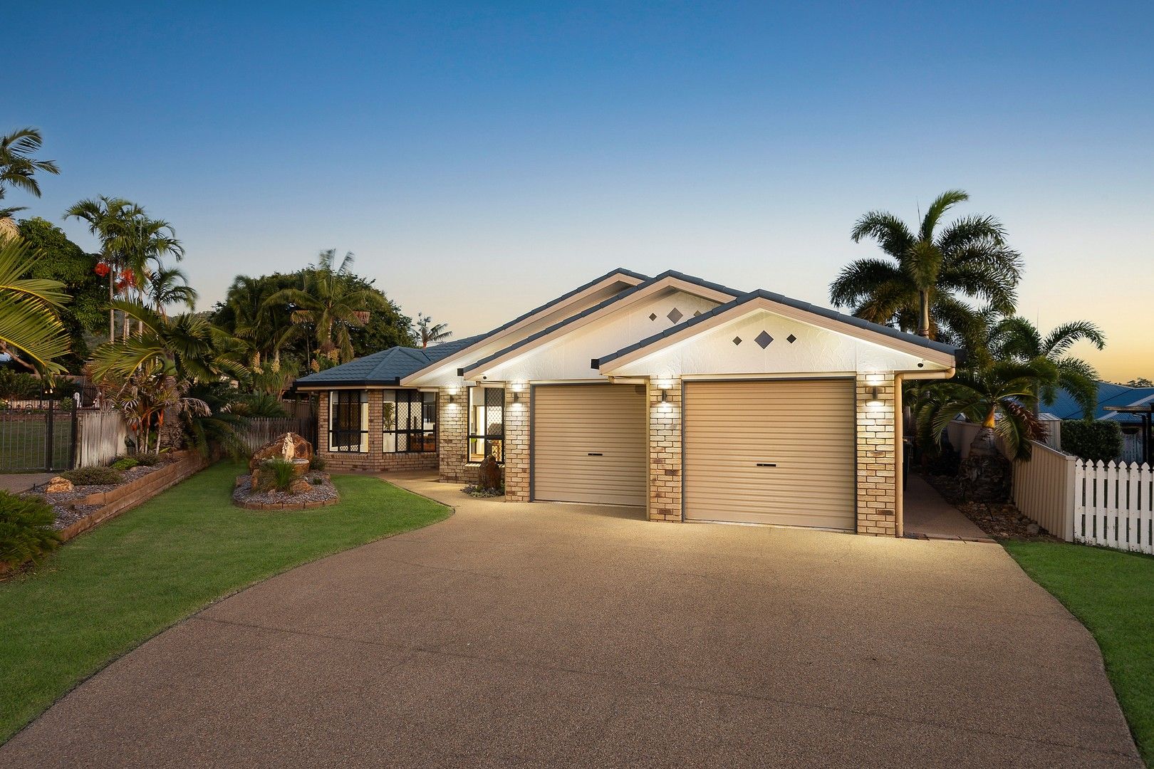 12 Kinsale Court, Norman Gardens QLD 4701, Image 0