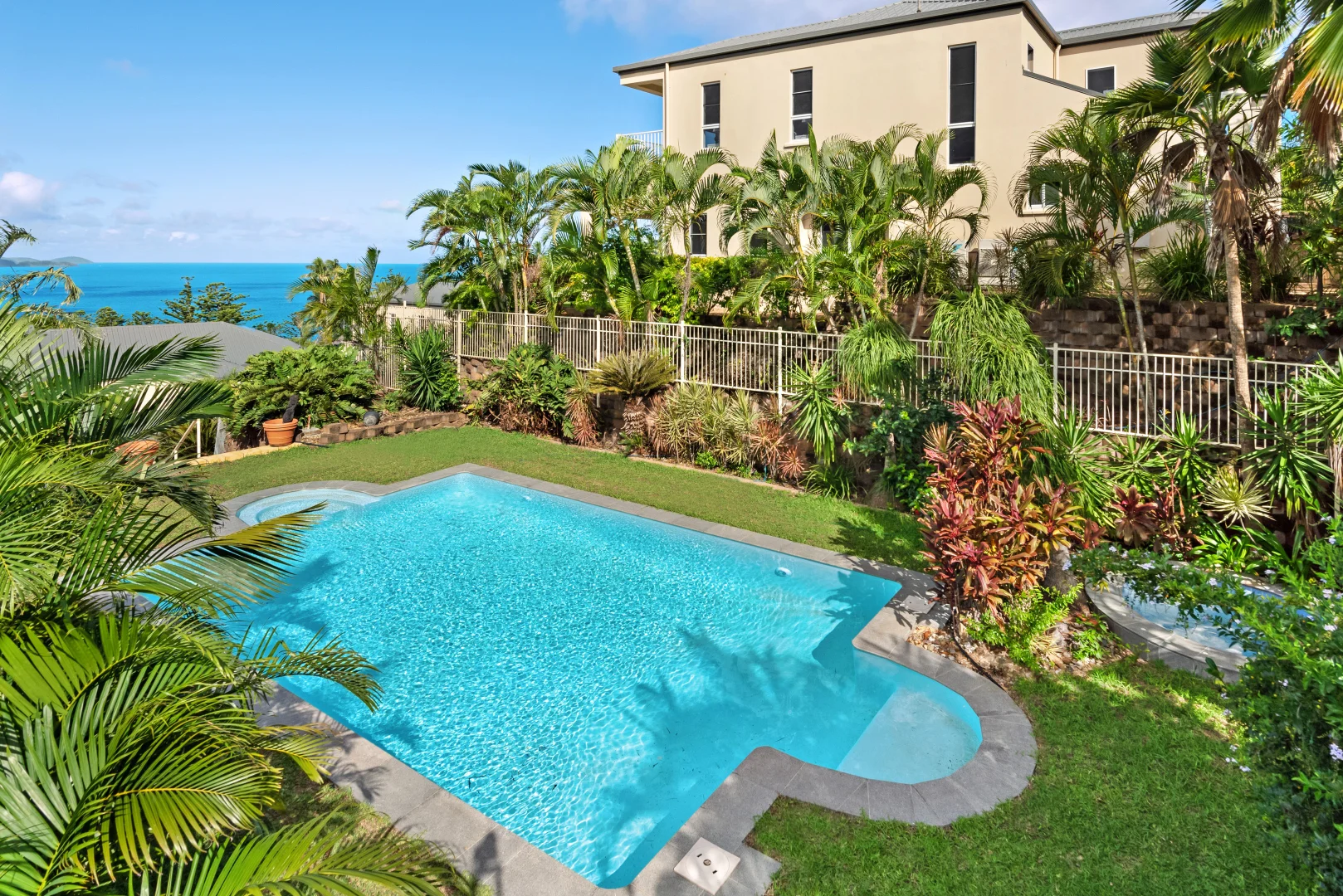 Additional image 14 of La Bella Waters 2 1 Coral Sea Avenue, Hamilton Island QLD 4803