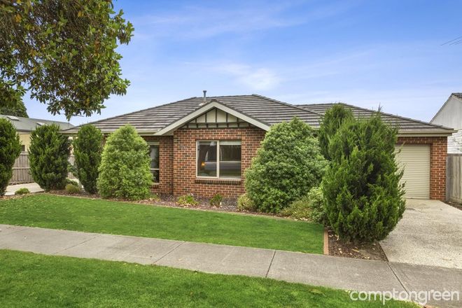 Picture of 1/96 Roslyn Road, BELMONT VIC 3216