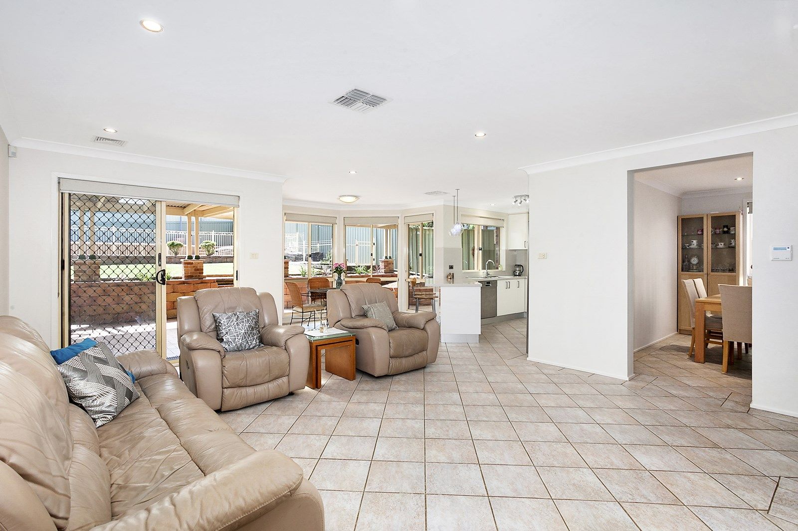 9 Bulumin Street, Como NSW 2226, Image 2