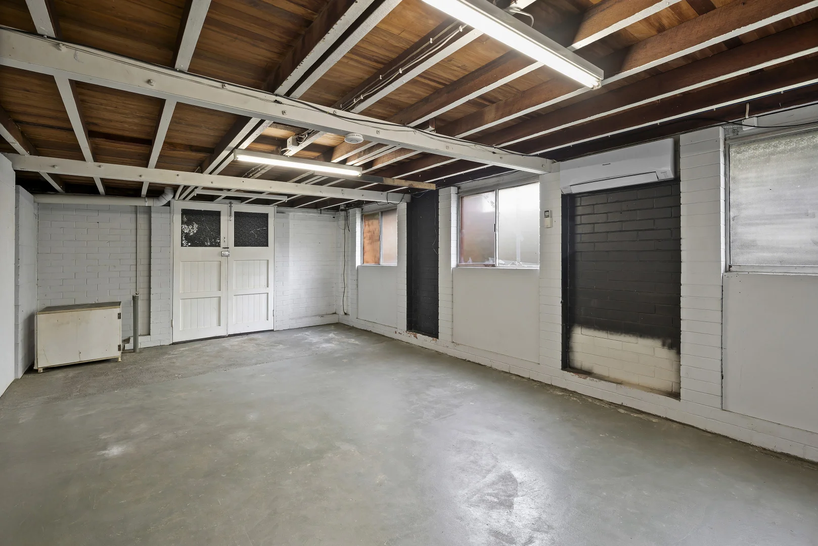 Image 19