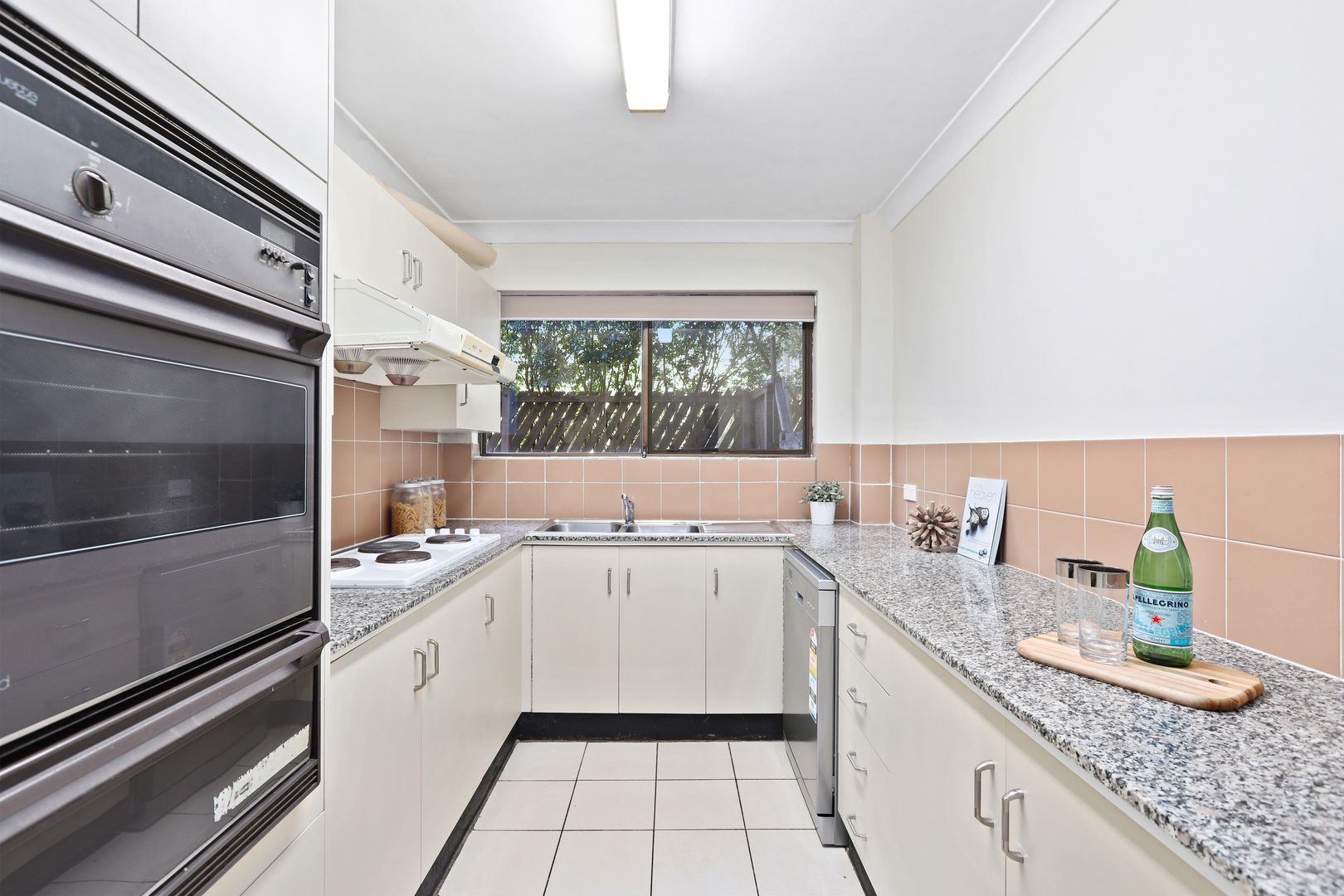 10/11-19 View Street (enter via View Lane), Chatswood NSW 2067, Image 2