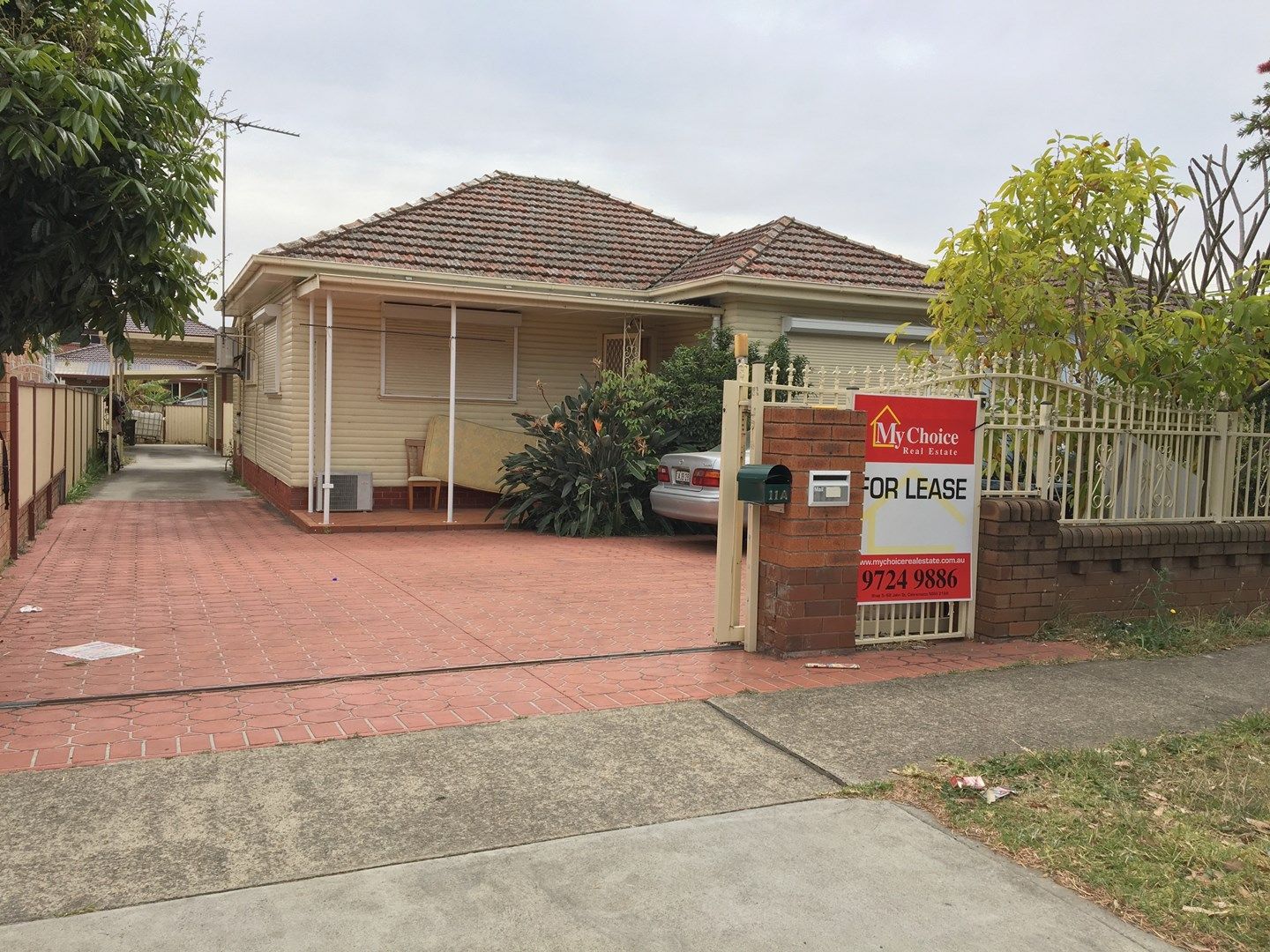 11A St Johns Road, Canley Heights NSW 2166