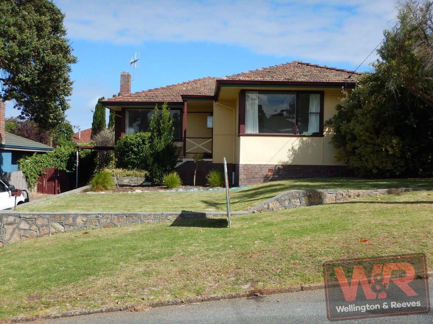 3 bedrooms House in 8 Halifax Street MOUNT MELVILLE WA, 6330
