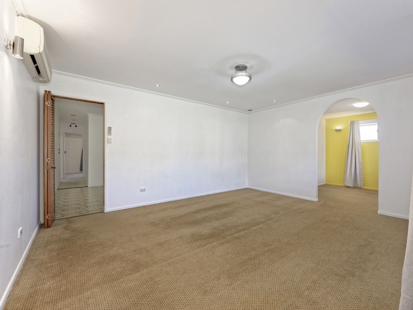 4 Waratah Drive, Clontarf QLD 4019, Image 1