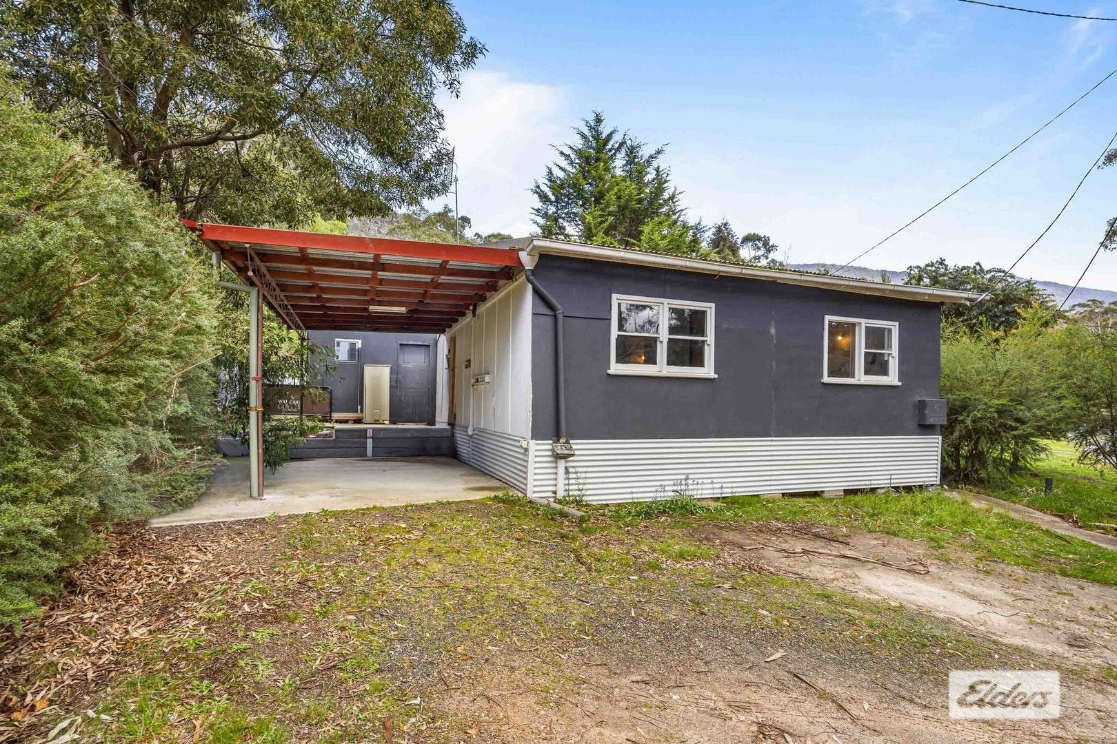 6 Charles Street, Halls Gap VIC 3381, Image 0