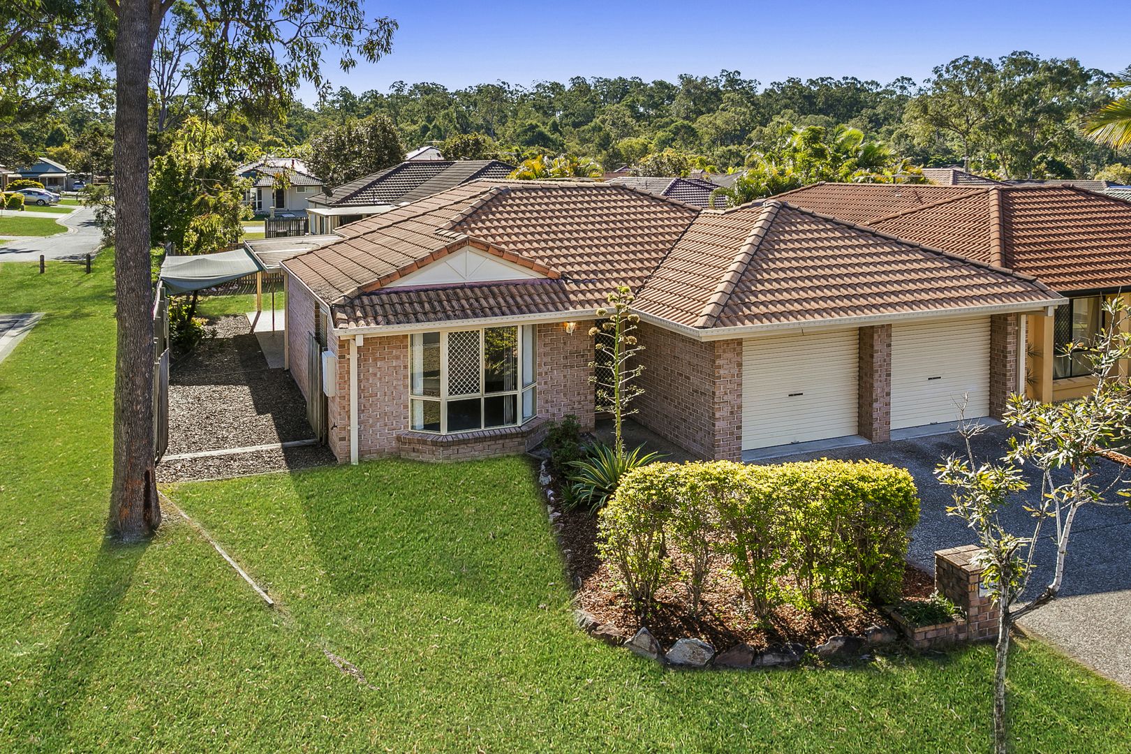 11 Anatini Place, Forest Lake QLD 4078
