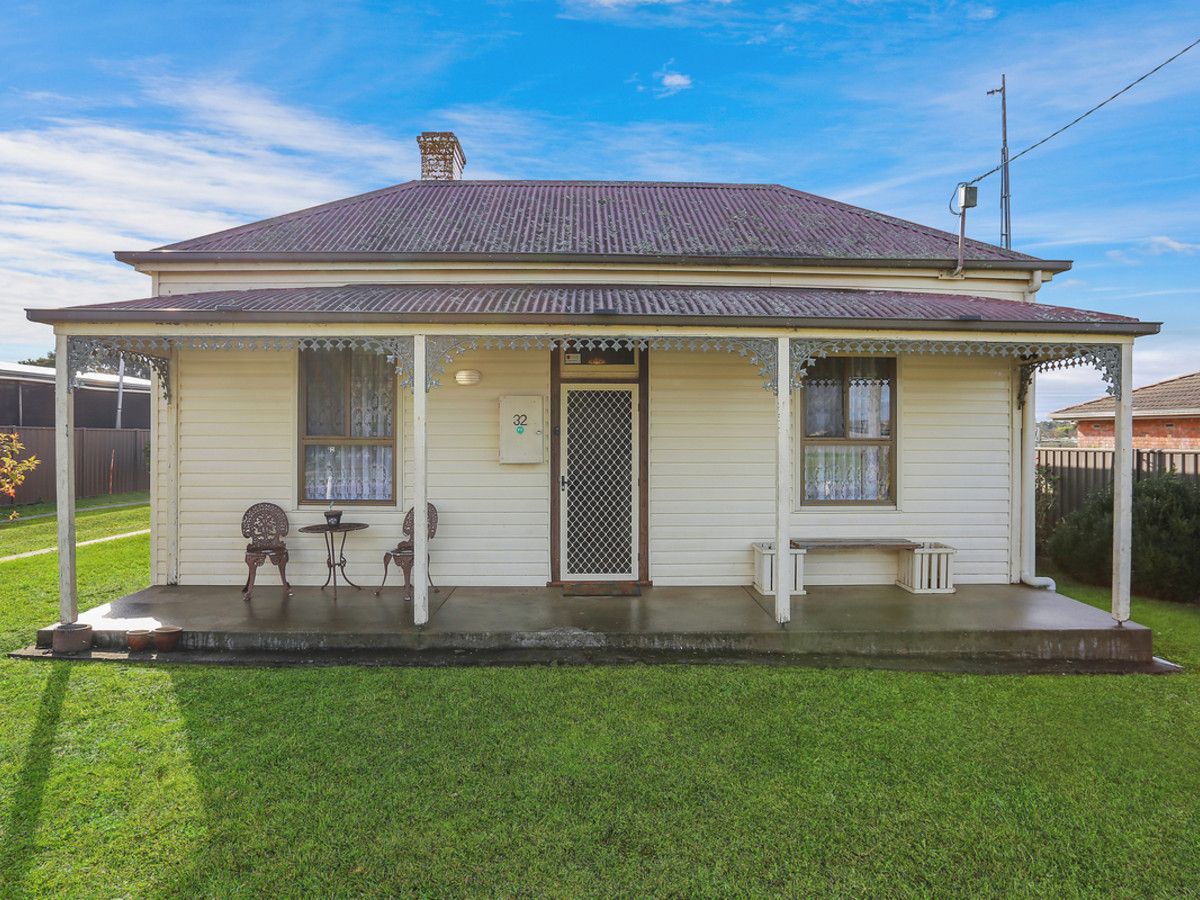 32 Swanston Street, Terang VIC 3264