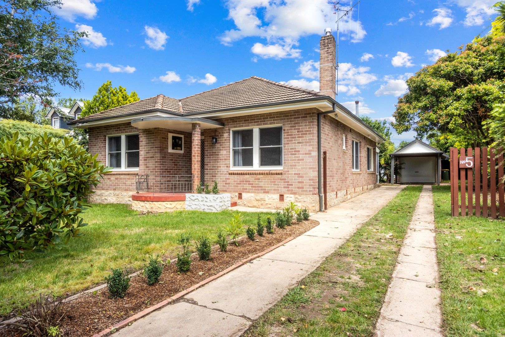 2 bedrooms House in 5 Clinton Street ORANGE NSW, 2800