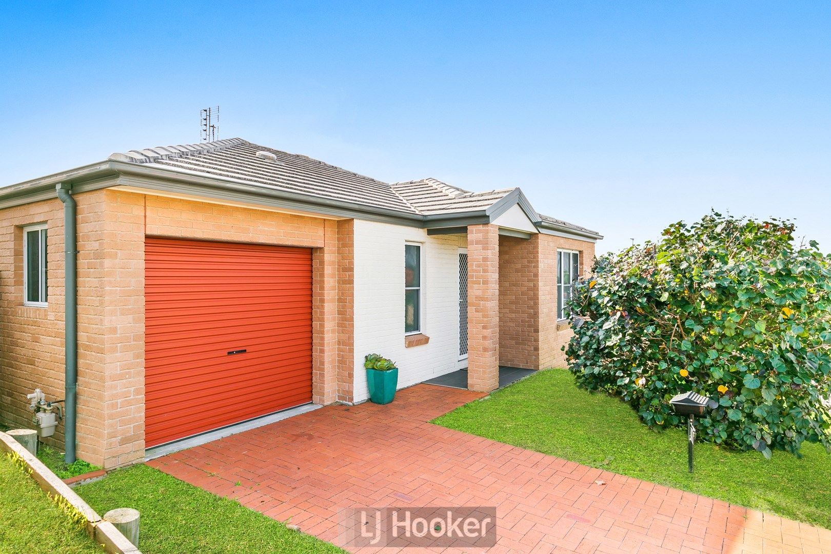 35 Harmony Crescent, Mount Hutton NSW 2290, Image 0