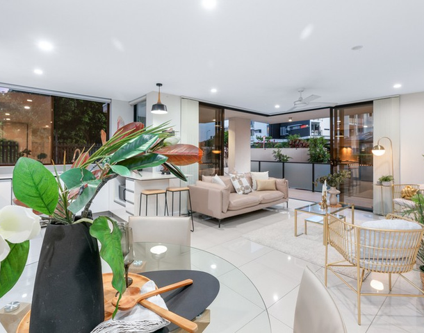 2/15 Norman Avenue, Lutwyche QLD 4030