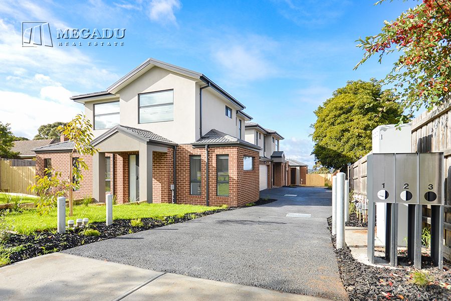 4 bedrooms Townhouse in 1/6 Grieve Street MACLEOD VIC, 3085