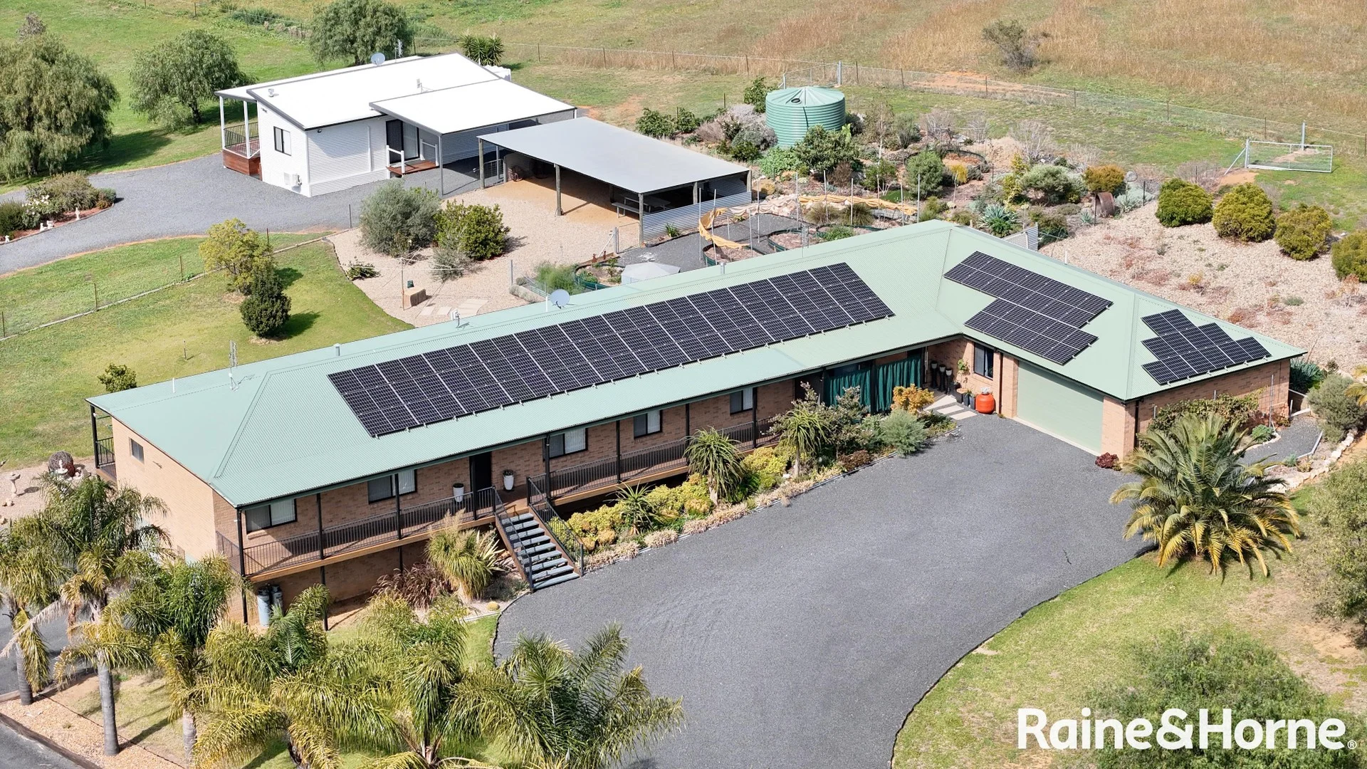 102 Old Monteagle Road, Young NSW 2594