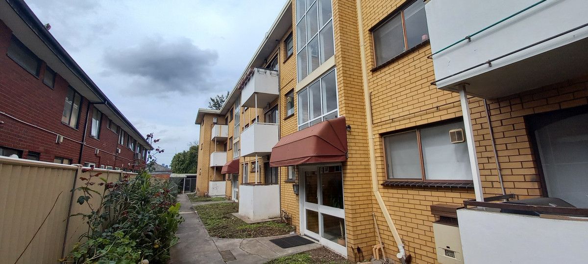 1 bedrooms Apartment / Unit / Flat in 4/99 Cowper Street FOOTSCRAY VIC, 3011