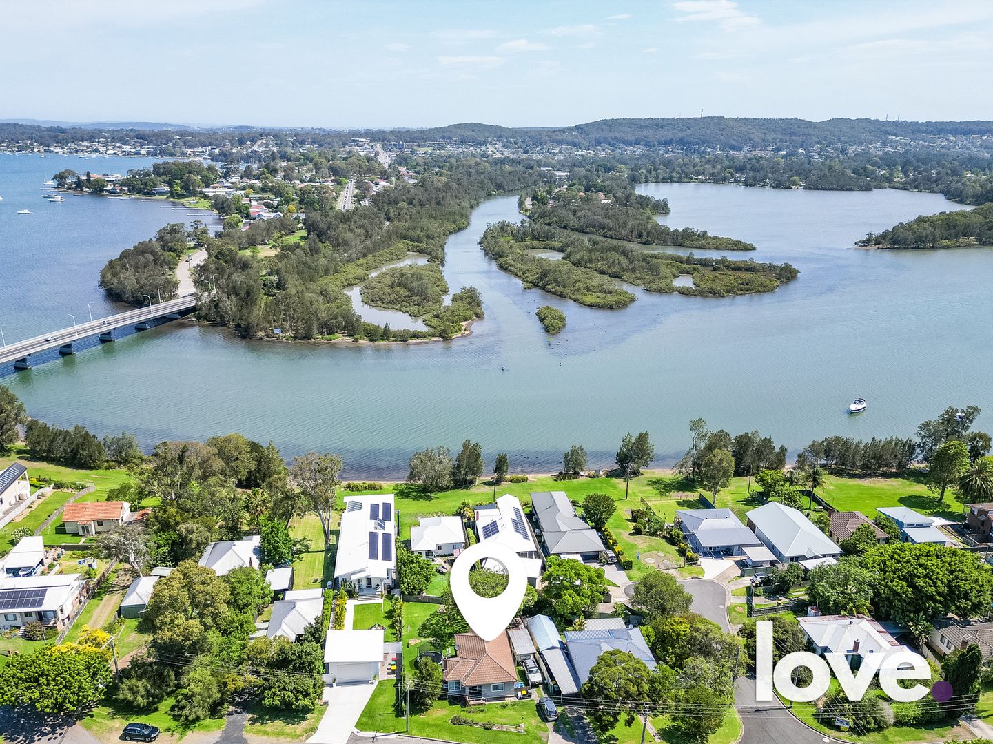 14 Edward Street, Fennell Bay NSW 2283 Domain