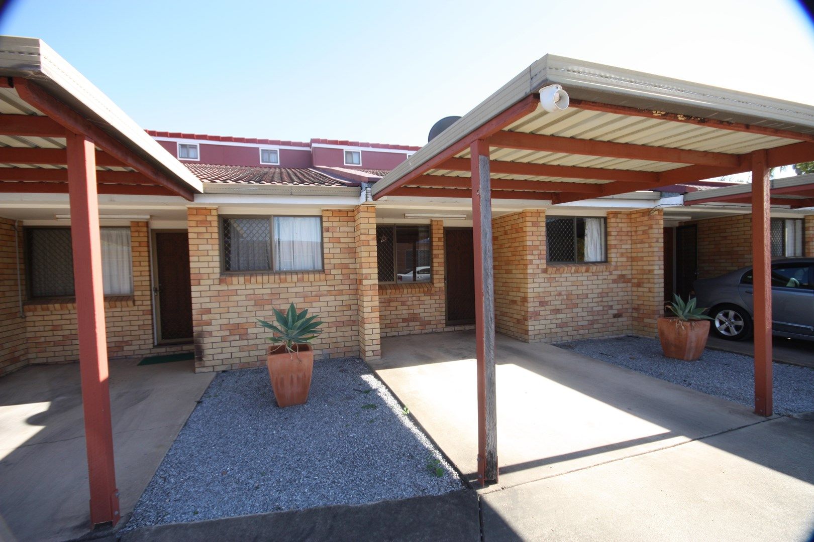 2 bedrooms Apartment / Unit / Flat in 4/82-84 Kariboe Street BILOELA QLD, 4715