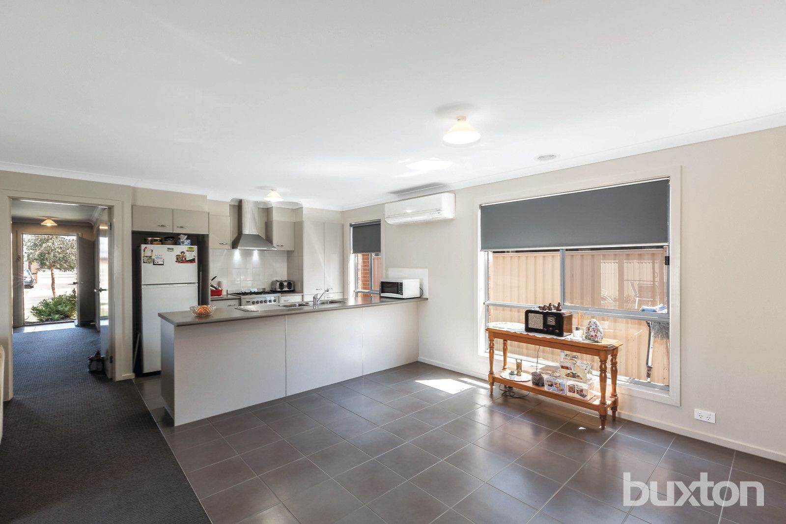 20 Ascot Gardens Drive, Delacombe VIC 3356, Image 2