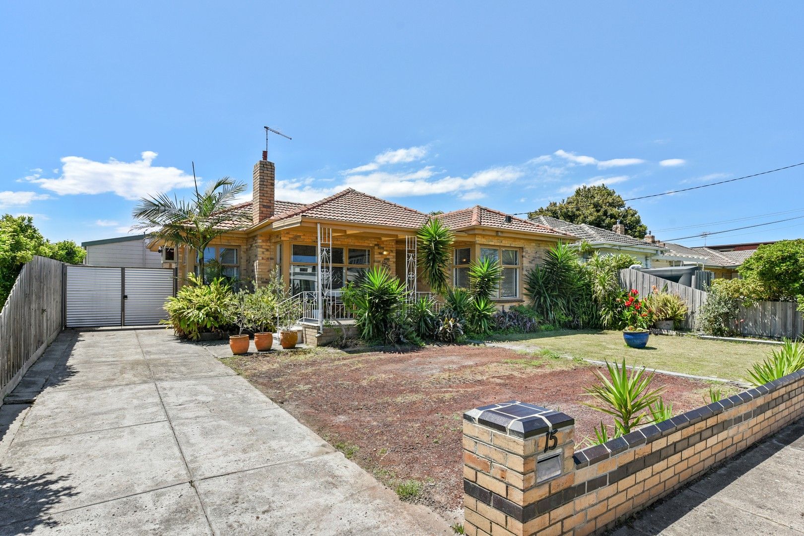 15 Merlyn Avenue, Clayton South VIC 3169, Image 0