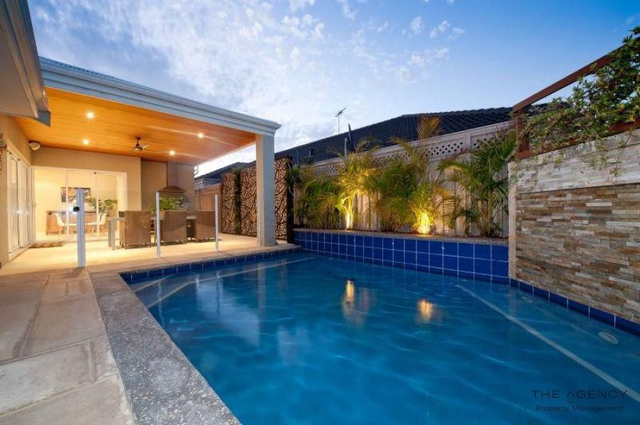 4 bedrooms House in 8 Bullrush Street GWELUP WA, 6018