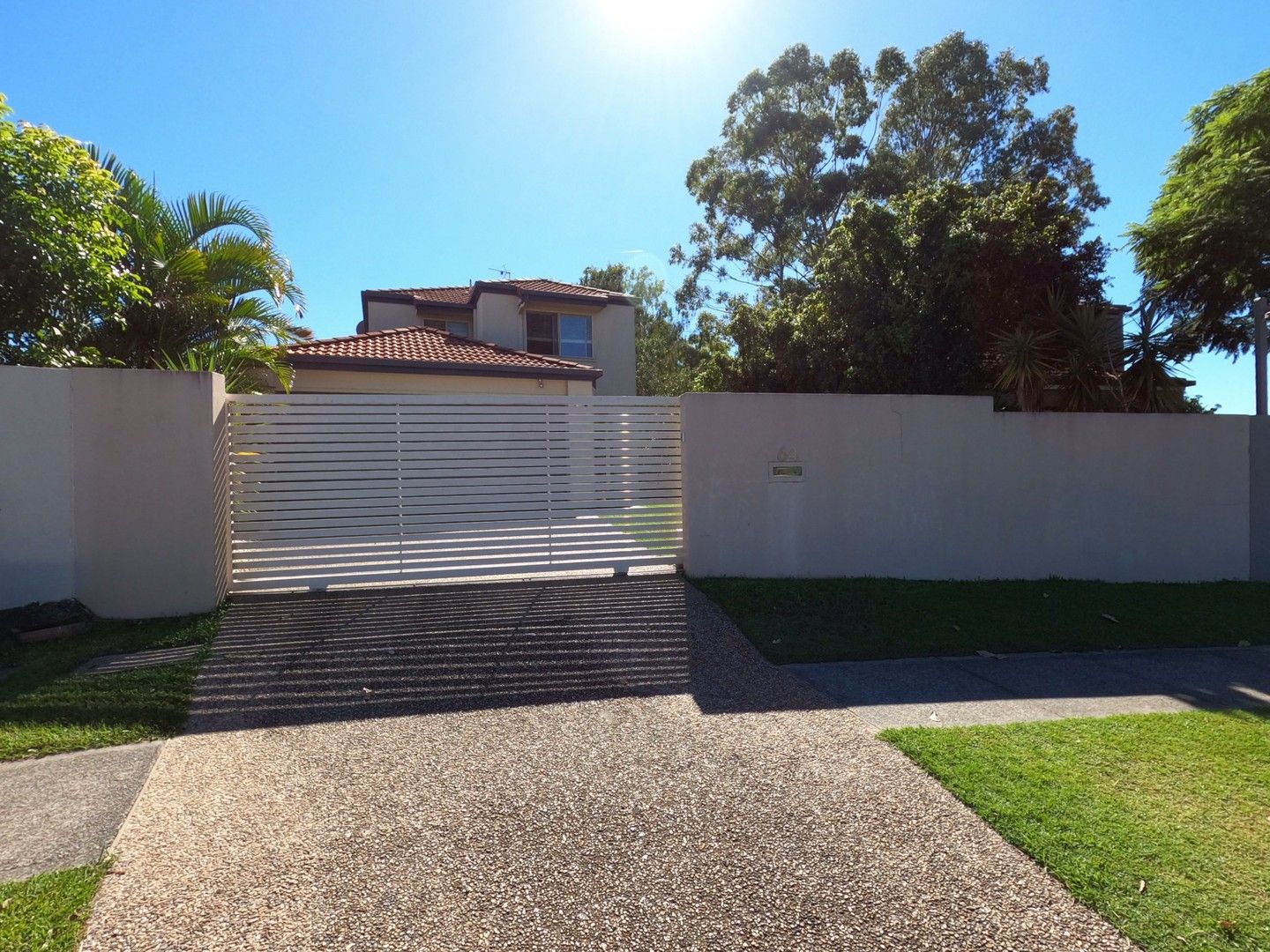 64 Marble Arch Place, Arundel QLD 4214, Image 0