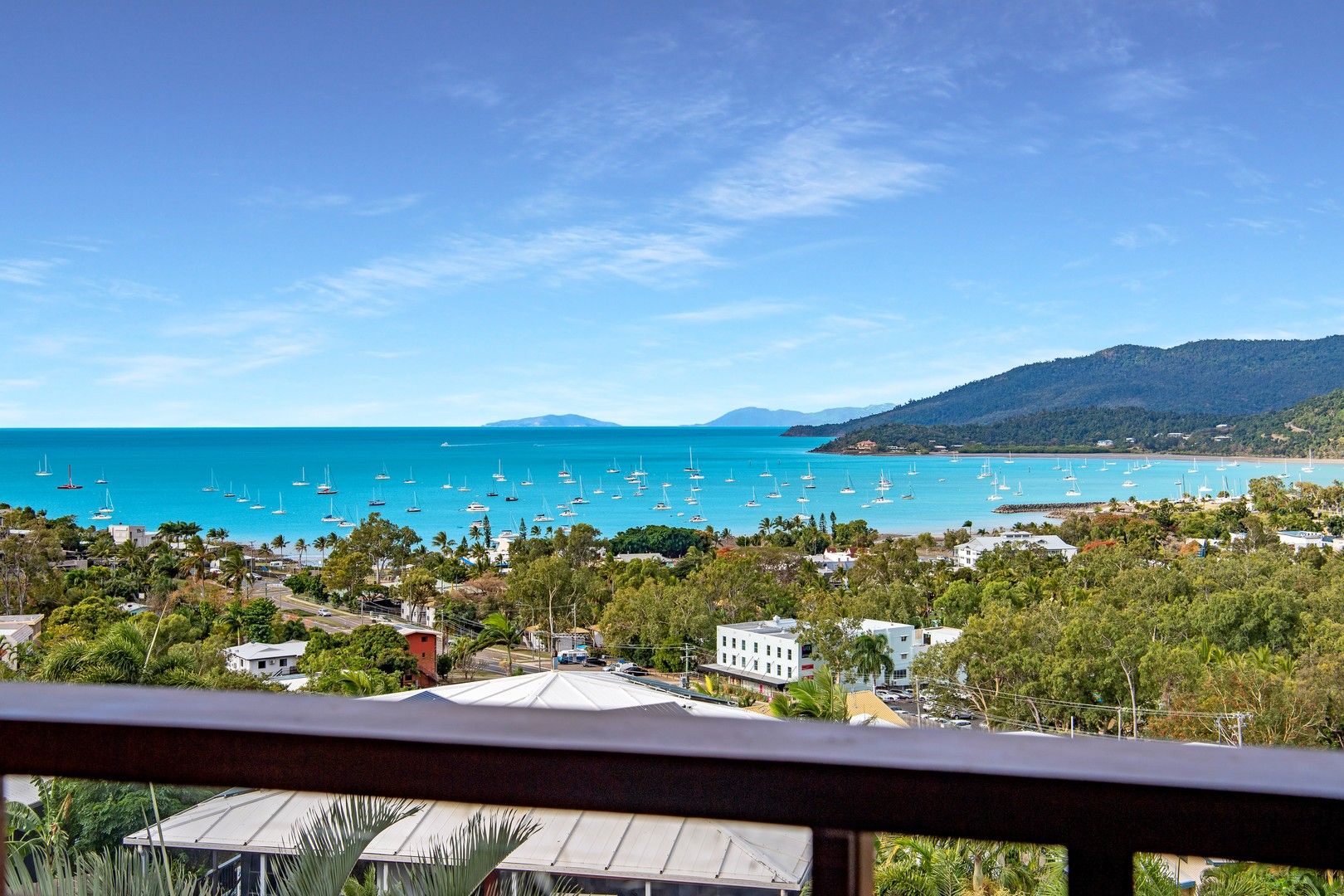 10 Nara Avenue, Airlie Beach QLD 4802, Image 2