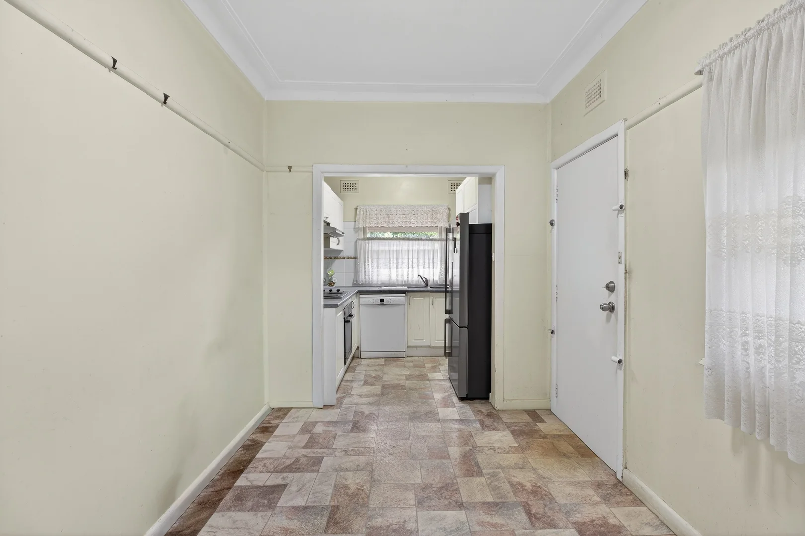Additional image 4 of 96 Canterbury Road, Glenfield NSW 2167