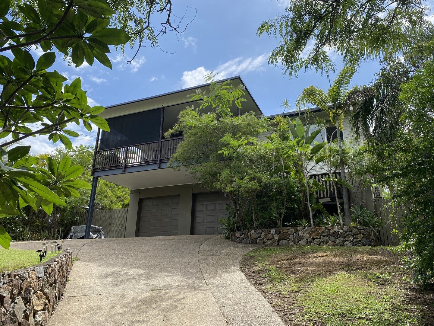 4 bedrooms House in 5 Furlong Street INDOOROOPILLY QLD, 4068
