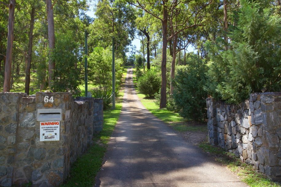 64 Thredbo Drive, Worongary QLD 4213, Image 0
