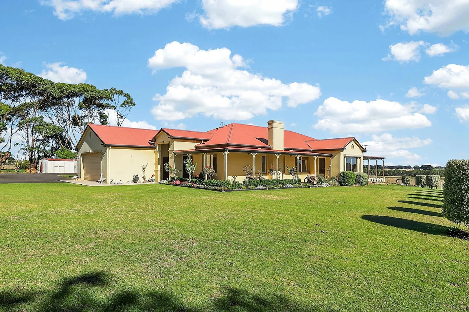 Primary image of 56 Rodger Place, Bushfield VIC 3281