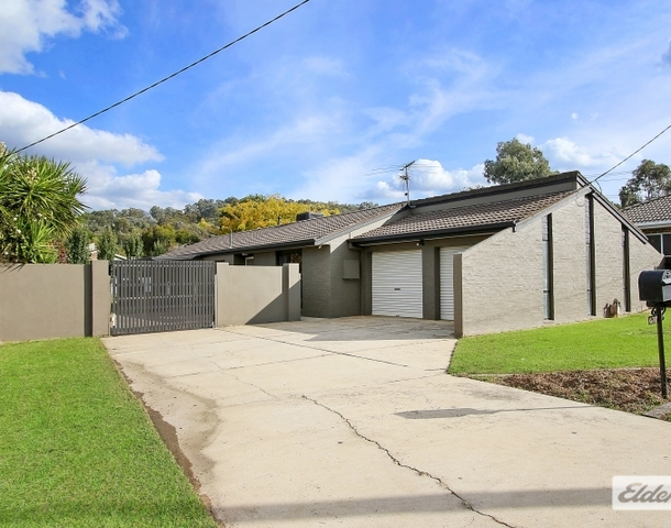 677 Centaur Road, Lavington NSW 2641