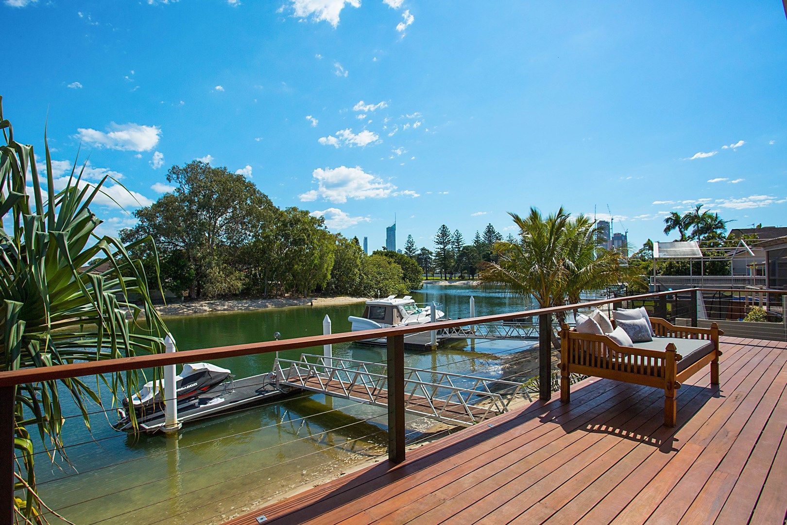 10 Beverley Crescent, Broadbeach Waters QLD 4218, Image 1