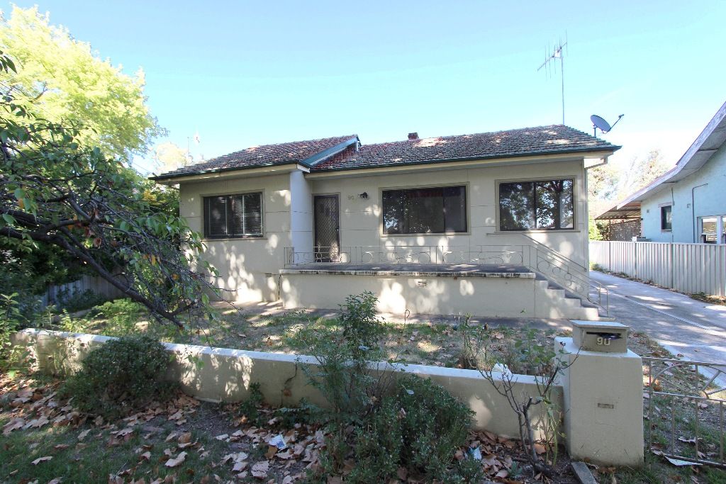 90 Morrissett Street, Bathurst NSW 2795, Image 0