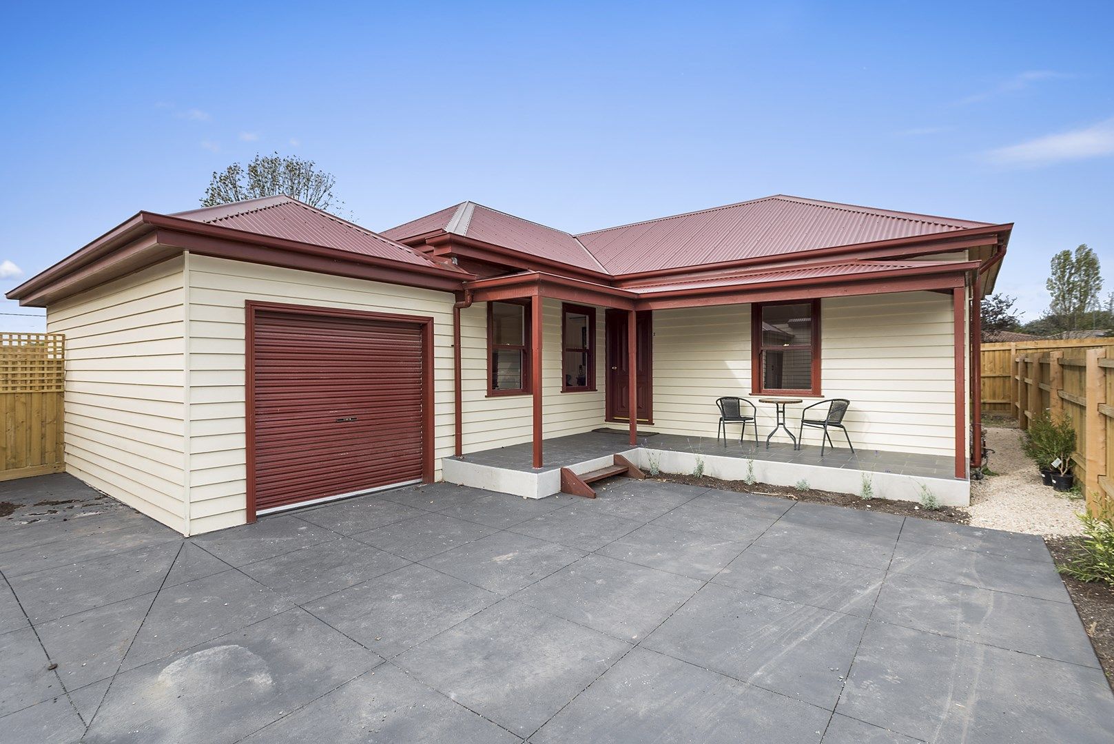 2/64 Ebden Street, Kyneton VIC 3444, Image 0