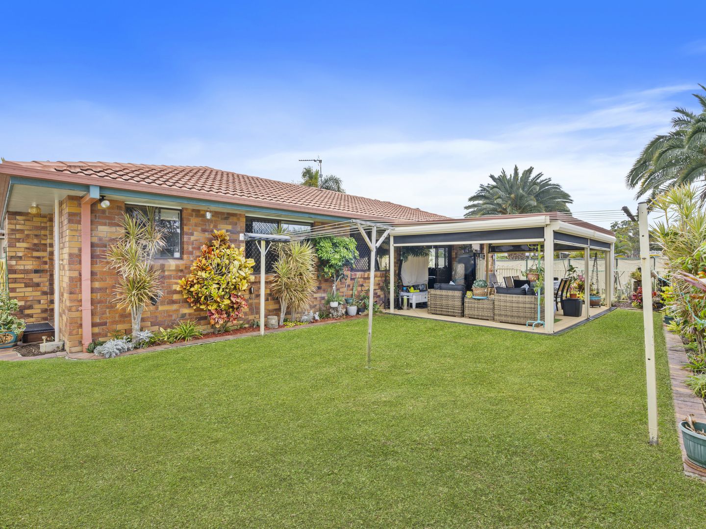1/2 Sandra Court, Coombabah QLD 4216, Image 2