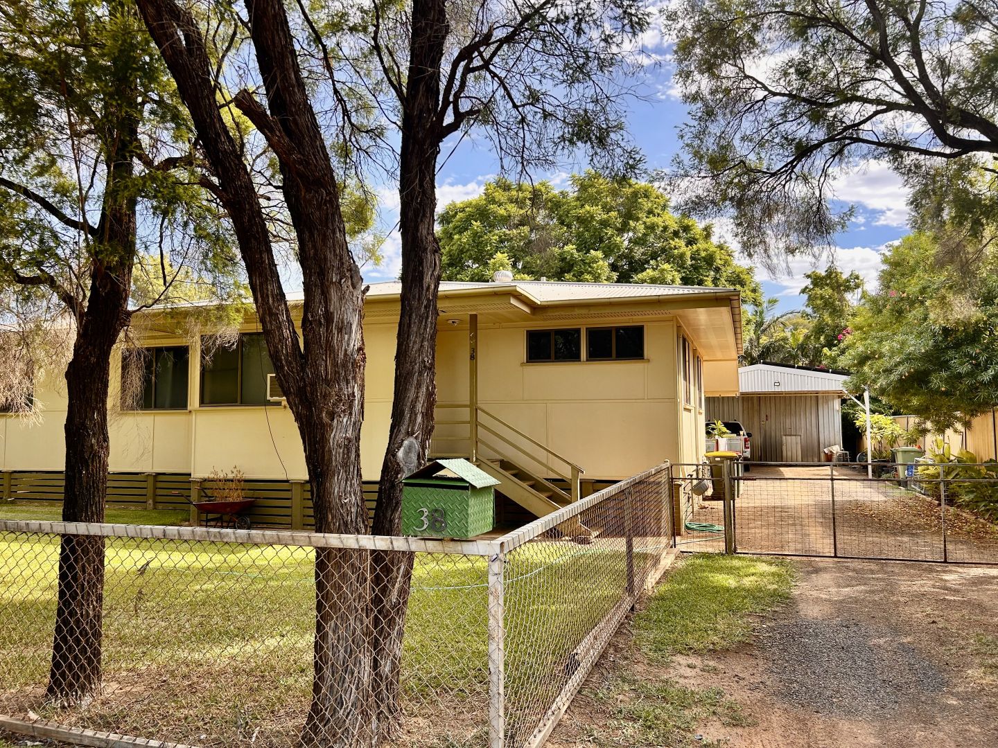 38 Munro Street, St George QLD 4487, Image 1