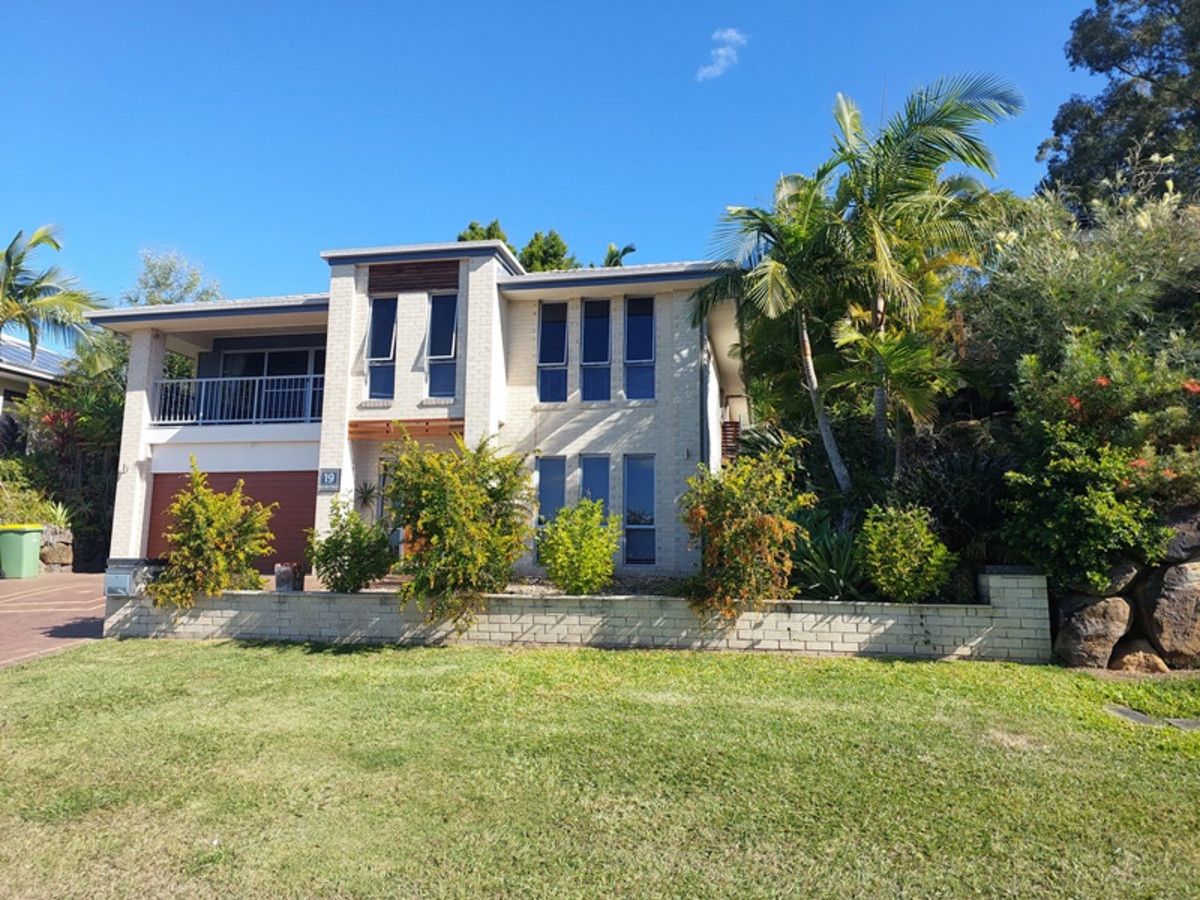 5 bedrooms House in 19 Kerala Court MUDGEERABA QLD, 4213